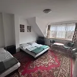 Pod Kogutami Chałupy